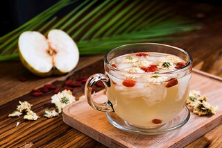 英雄故乡初一作文（家乡的英雄主题作文800字）