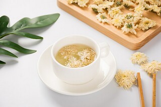 五年级作文300字_下雨五年级作文300字